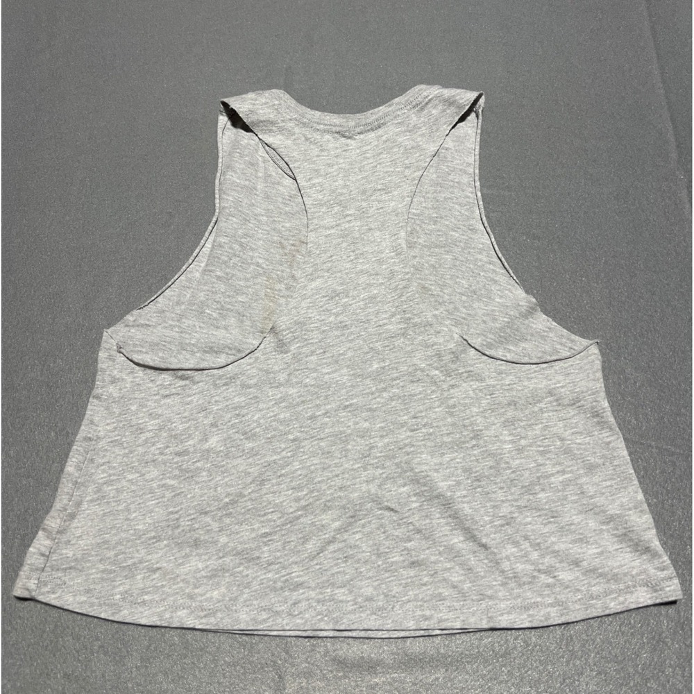 Vuori Stay Wild Graphic Muscle Tank Top Heather Grey XS Cropped Racerback - Picture 2 of 7